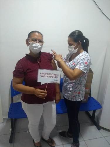 Vacinação COVID-19 - Profissionais da Educação.