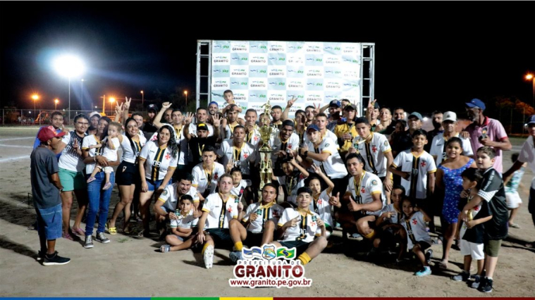 CAMPEONATO DE FUTEBOL DE CAMPO MOVIMENTA ESPORTE EM GRANITO.