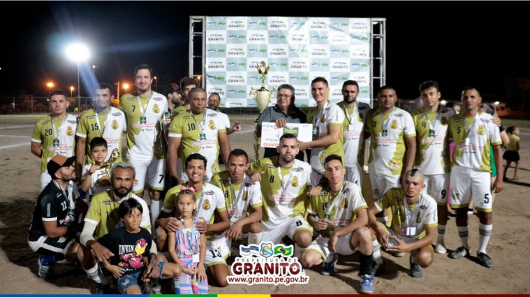 CAMPEONATO DE FUTEBOL DE CAMPO MOVIMENTA ESPORTE EM GRANITO.