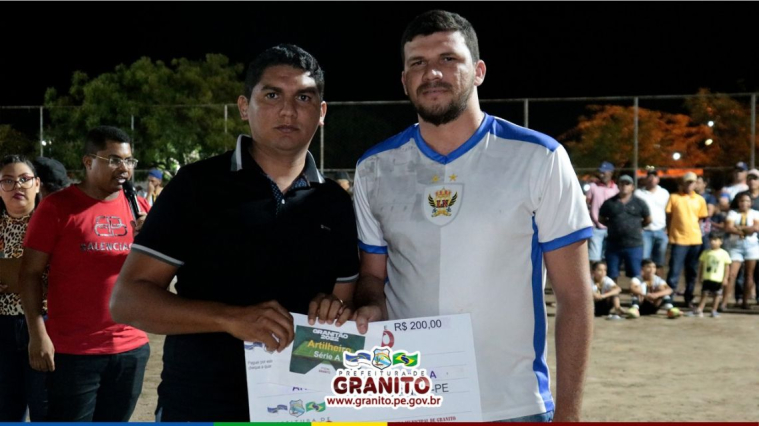 CAMPEONATO DE FUTEBOL DE CAMPO MOVIMENTA ESPORTE EM GRANITO.