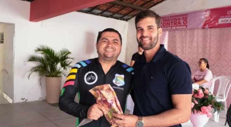 PEDALANDO PELA SAÚDE E PELO BEM-ESTAR