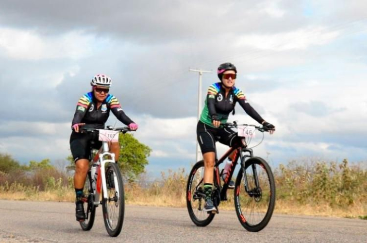 PEDALANDO PELA SAÚDE E PELO BEM-ESTAR