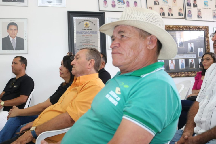 PODER EXECUTIVO E LEGISLATIVO EM PROL DE GRANITO!