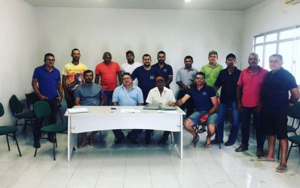 JOÃO BOSCO REÚNE-SE COM REPRESENTANTES DA ASSOCIAÇÃO DE CRIADORES E COMEÇA ORGANIZAR A EXPOGRANITO 2023