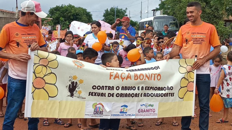 LAGOA NOVA FEZ BONITO NA MOBILIZAÇÃO EM PROL DA CAMPANHA MAIO LARANJA.