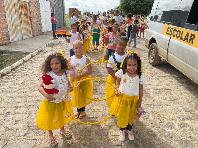 RANCHARIA FEZ BONITO NO ENCERRAMENTO DA CAMPANHA MAIO LARANJA.
