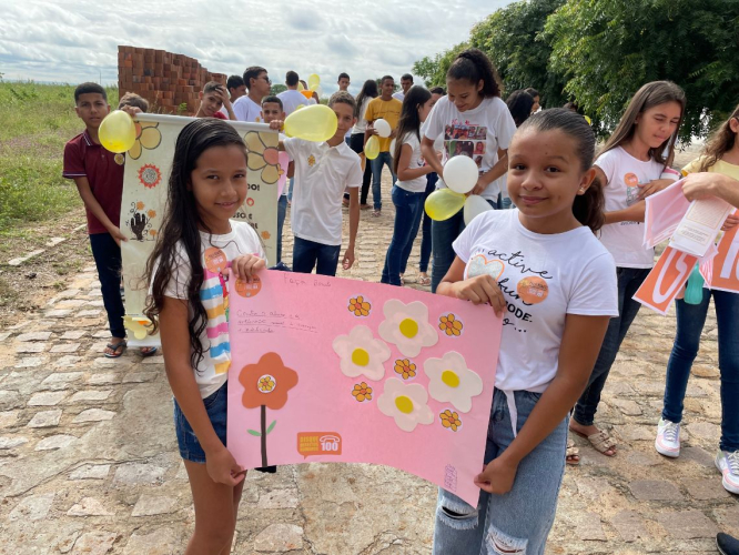 RANCHARIA FEZ BONITO NO ENCERRAMENTO DA CAMPANHA MAIO LARANJA.