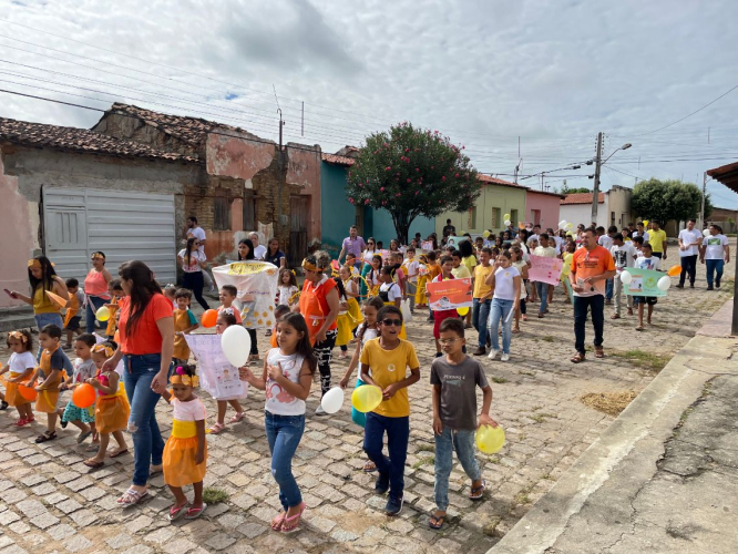 RANCHARIA FEZ BONITO NO ENCERRAMENTO DA CAMPANHA MAIO LARANJA.