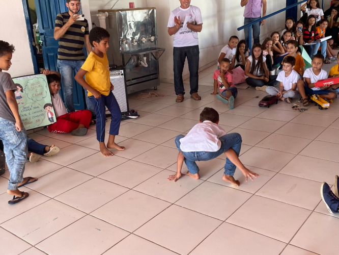 RANCHARIA FEZ BONITO NO ENCERRAMENTO DA CAMPANHA MAIO LARANJA.