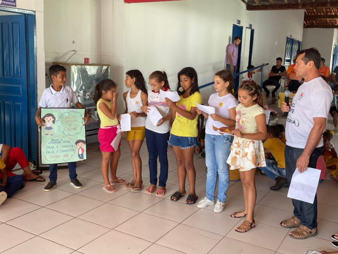 RANCHARIA FEZ BONITO NO ENCERRAMENTO DA CAMPANHA MAIO LARANJA.