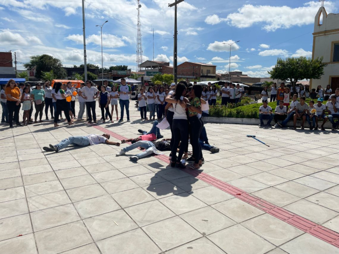 REGISTROS DA MOBILIZAÇÃO EM PROL DA CAMPANHA MAIO LARANJA EM GRANITO!