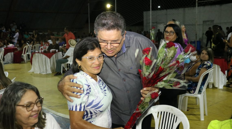 Registros do evento em prol do Dia Das Mães.