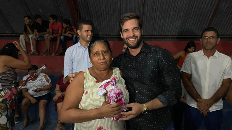 Registros do evento em prol do Dia Das Mães.