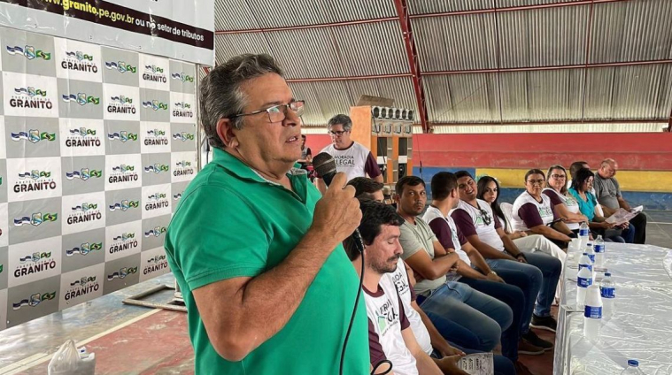 GRANITO REÚNE FAMÍLIAS PARA ENCAMINHAMENTOS DO MORADIA LEGAL!