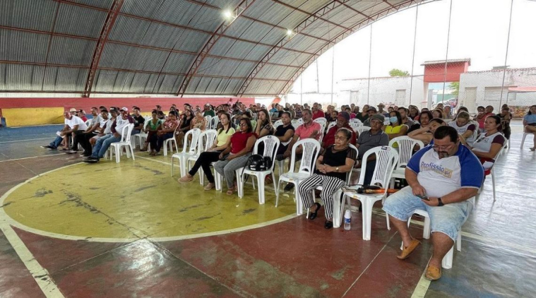 GRANITO REÚNE FAMÍLIAS PARA ENCAMINHAMENTOS DO MORADIA LEGAL!