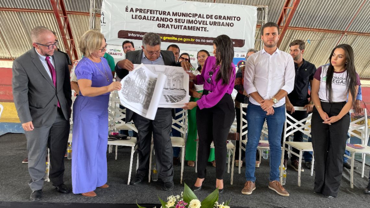 Gratidão e Celebração na Solenidade de Entrega de Títulos do Programa Moradia Legal