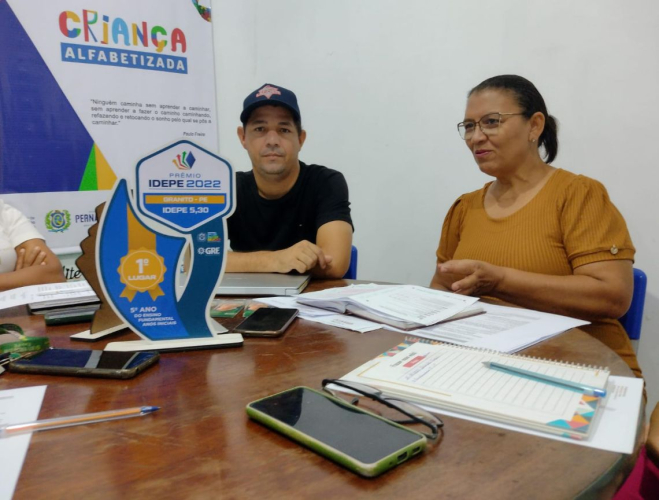 Reunião Extraordinária na Secretaria de Educação: com os diretores e diretoras recém-empossados e a equipe da SEDUC.