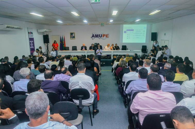 Prefeito de Granito, George de Sidney, Participa da Primeira Assembleia da Amupe em 2025