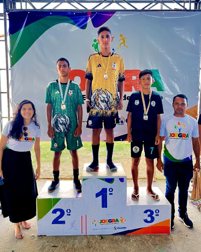 Orgulho que corre no peito! Entrega das medalhas do atletismo nos Jogos Escolares de Granito
