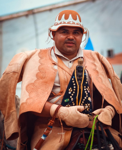 Cavalgada Rosalvo Xavier emociona público na programação do São João 2025 em Granito