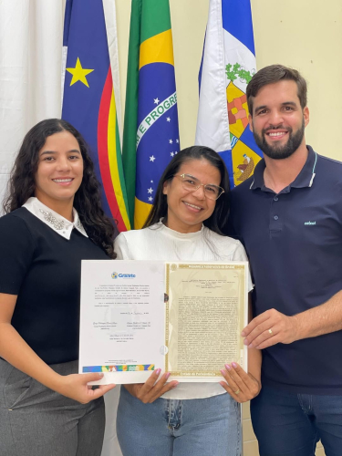 Programa Moradia Legal avança em Granito com entrega de escrituras a famílias do município