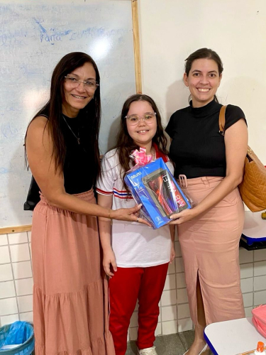 Secretaria de Educação de Granito realiza entrega do prêmio do Concurso Ler Bem